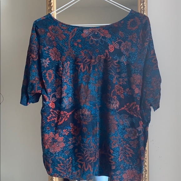 Floral Tshirt - Picture 2 of 3